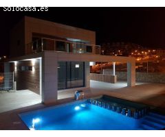 Villa en Venta en Finestrat, Alicante