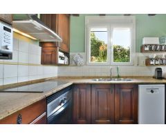 CASA EN VENTA EN PINEDA MAR - VISTAS AL MAR Y PISCINA (PINEMAR)