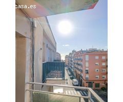 UBICACIÓN PRIVILEGIADA: SITUADO EN EL CORAZÓN DE PINEDA DE MAR