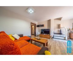¡Descubre esta fantástica casa pareada de tres plantas, perfecta para toda la familia!