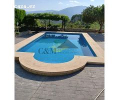 Chalet en Venta en Benillup, Alicante