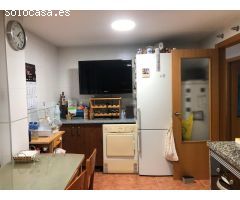 VIVIENDA SITUADA EN EL CAMI DE ALCOY CON PLAZA DE GARAJE Y TRASTERO