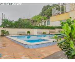 Piso con piscina y parking