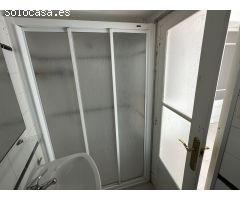 Oportunidad Única en el Corazón de Sant Boi! Casa con Gran Potencial