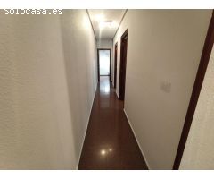 Piso de tres dormitorios con garaje y trastero – 90 m²