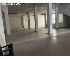 Gran local en alquiler y venta en zona av. Ronda de Elda.