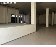 Gran local en alquiler y venta en zona av. Ronda de Elda.