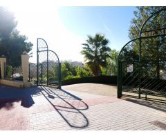 GRAN EDIFICIO A LA VENTA EN LA ZONA DEL 9 DE OCTUBRE DE PETRER
