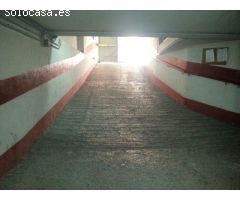 GARAJE CERRADO PARA 4 VEHÍCULOS EN ELDA, Zona Alfonso XIII.