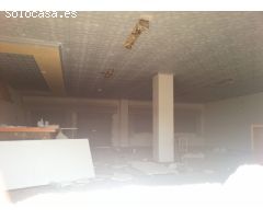 CHALET PARA REFORMAR JUNTO AL CASCO URBANO DE ELDA