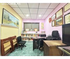 LOCAL COMERCIAL ESQUINA CON POSIBILIDAD DE CONVERTIR A VIVIENDA