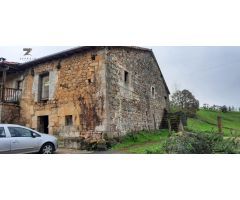 CASA PAREADA PARA REFORMAR EN SARO