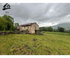 Venta de Dos Casonas con Encanto para Restaurar en Villacarriedo