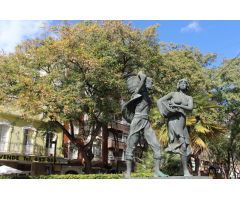 Edificio para rehabilitar y edificar en la mejor zona de Torrent