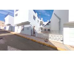 Un hogar frente al mar: Adosado con encanto en Mojácar.