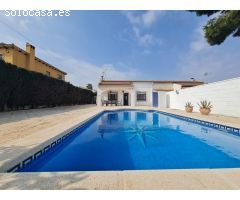 Encantador chalet pareado independiente