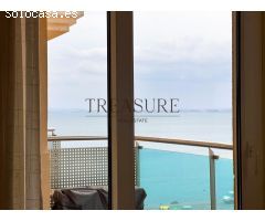 Descubre tu refugio junto al mar en este luminoso apartamento de dos dormitorios en La Manga