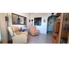 Apartamento con vistas al mar, piscina y parking en Benidorm