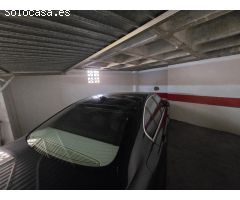 Amplio Garaje Doble Cabinado en Esquina con Fácil Acceso en Benidorm