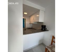 Luminoso Apartamento Reformado con Vistas al Mar a 4 Minutos de la Playa de Levante