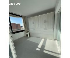 Luminoso Apartamento Reformado con Vistas al Mar a 4 Minutos de la Playa de Levante