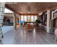 Chalet con Piscina - Totana