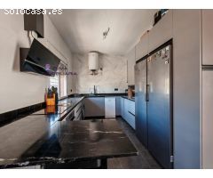 HABITACIÓN EN PUERTO DE LA TORRE, MÁLAGA.