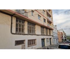 Local comercial en Venta en Vilanova i la Geltrú, Barcelona