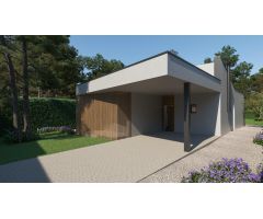 Gran terreno en una de las zonas más despejadas de la urbanización