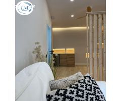 Local loft reformat al centre.
