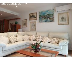 Vinyet con piscina comunitaria