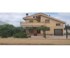 Venta de chalet independiente en Casillas