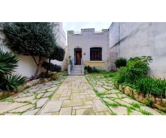 ¡Oportunidad única! Chalet en La Canonja con amplias estancias y gran parcela