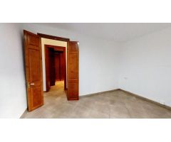 ¡Oportunidad única! Chalet en La Canonja con amplias estancias y gran parcela