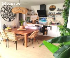 Casa con terraza y vistas al mar