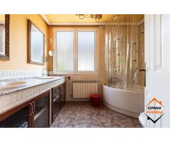 Chalet en Venta en Zaragoza, Zaragoza