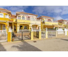 Lomas de Cabo Roig, Acogedor Adosado de 2 dormitorios en residencial cerrada con piscina comunitaria