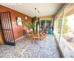 Chalet en Venta en Mutxamel, Alicante