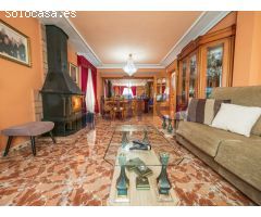 Chalet en Venta en Mutxamel, Alicante