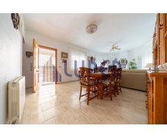 Chalet en Venta en Mutxamel, Alicante