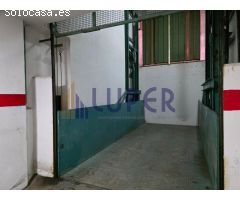 Venta de 3 plazas de garaje y 1 trastero en San Vicente zona centro