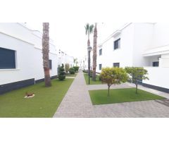 PRECIOSO Y LUJOSO QUAD CON PISCINA COMUNITARIA Y GARAJE PRIVADO