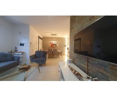 PRECIOSO Y LUJOSO QUAD CON PISCINA COMUNITARIA Y GARAJE PRIVADO