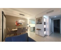 PRECIOSO Y LUJOSO QUAD CON PISCINA COMUNITARIA Y GARAJE PRIVADO