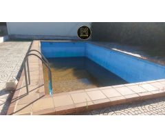 CHALET EN ANTIGUA CRTA GRANADA