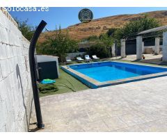 CHALET EN PUENTE TABLAS