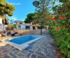 VILLA EN MALAGA ESTE
