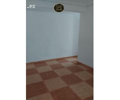 CASA EN LA CIRCUNVALACION