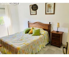 CHALET EN ZONA LA CALA