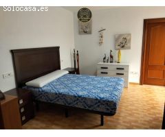 PISO EN MARTOS